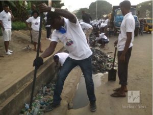 Community cleaning on BLW Int'l Day of Service, Loveworld News